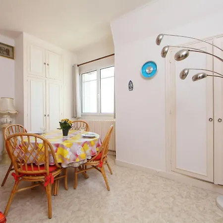 Le Caneton-3 By Interhome