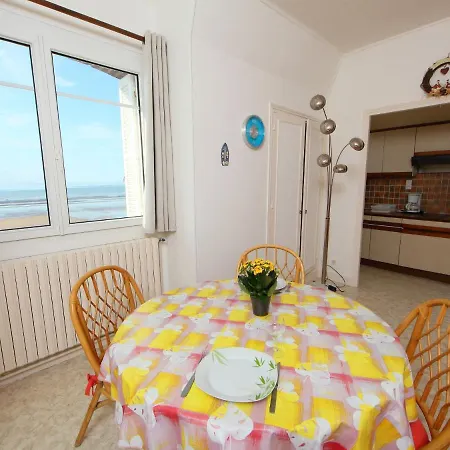 Апартаменты Le Caneton-3 By Interhome