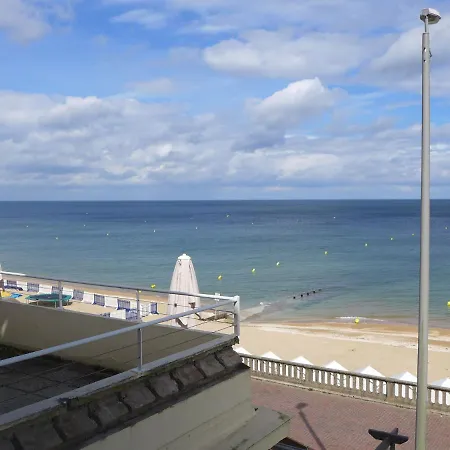 Апартаменты Le Caneton-3 By Interhome Кабур