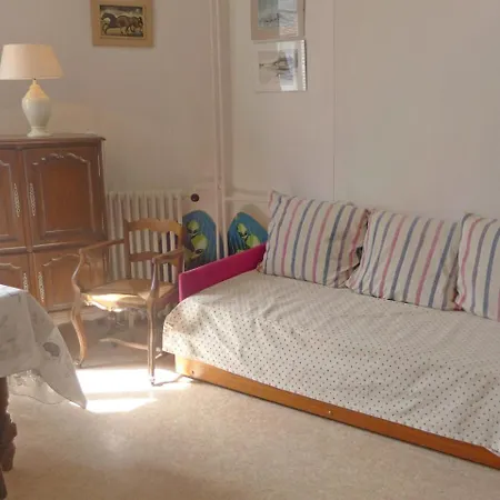 Le Caneton-3 By Interhome * Кабур